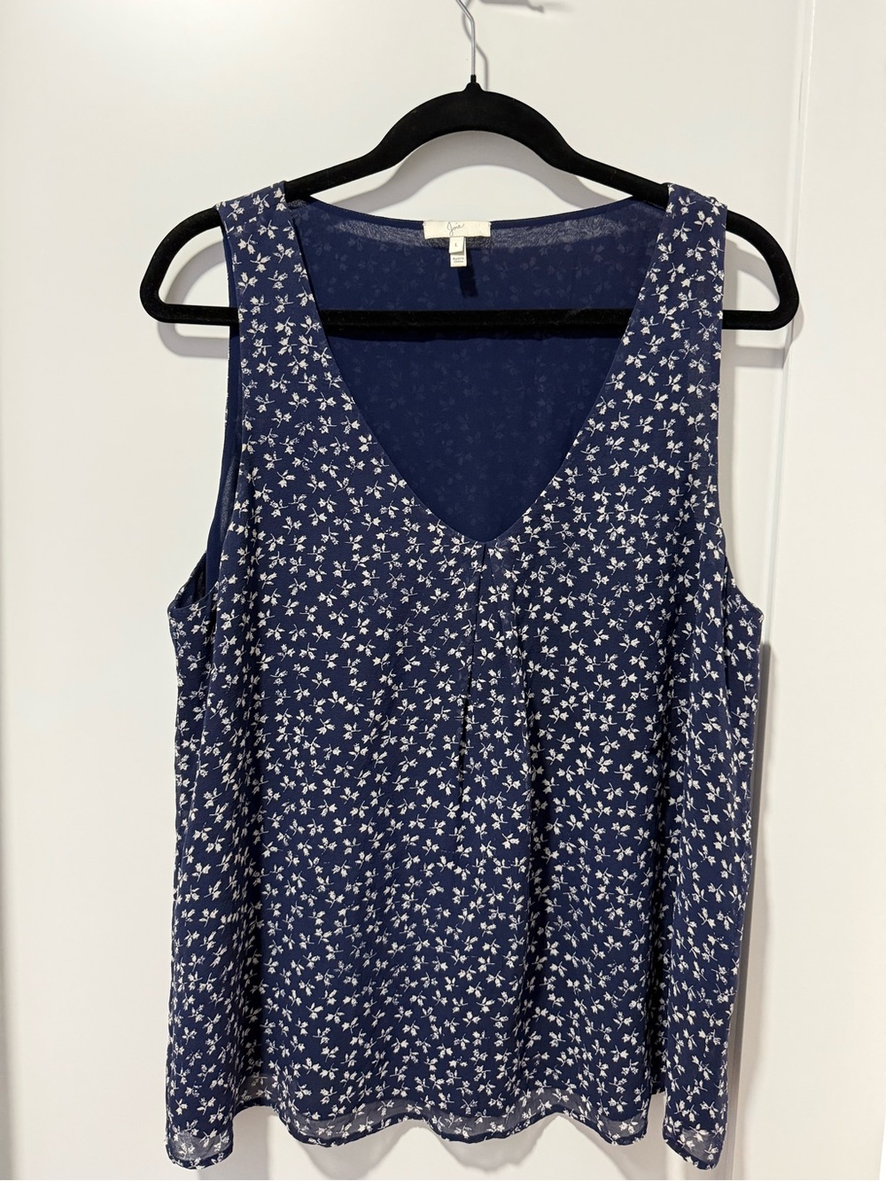 Joie Navy Floral V-Neck Silk Tank Top